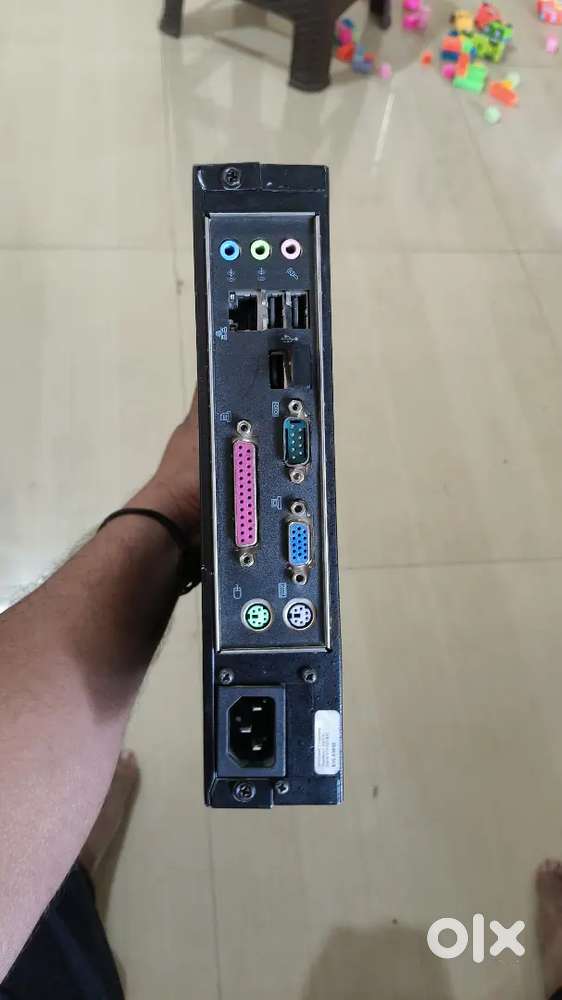 Tiny CPU PC 4Gb Ram 128 GB Ssd windows 10