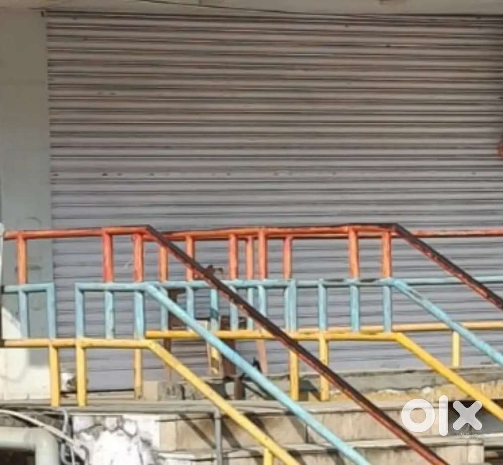 400 Sqft Ground floor Shop On Rent at Shyamal X road