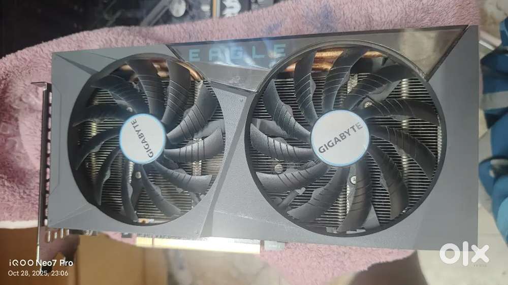 GIGABYTE RTX 3060 Eagle Oc 12GB DDR6 - Graphics Card