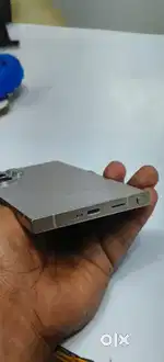 S24 ultra model 256 gb variant titanium color