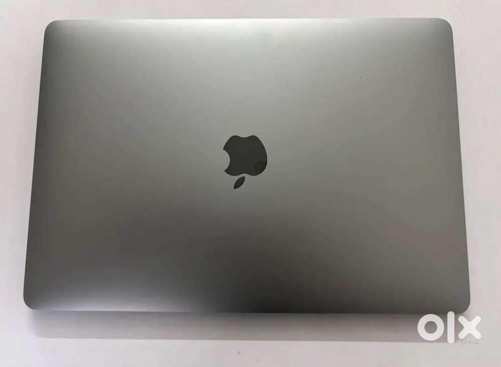 MACKBOOK AIR i5 2019 Model