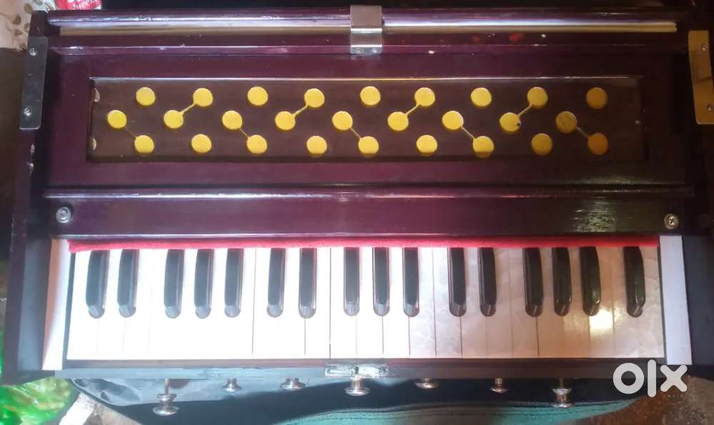 PETI HARMONIAM