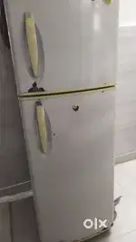 Lg Fridge 250 ltr
