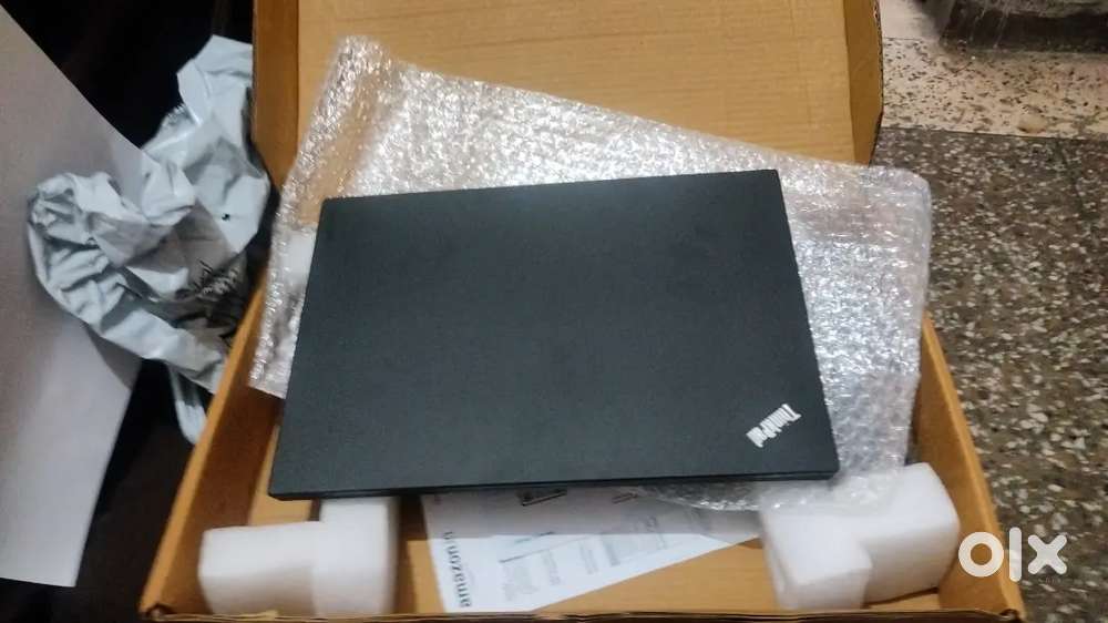 Lenovo Laptop  i5. 6th Gen with 16Gb/512ssd