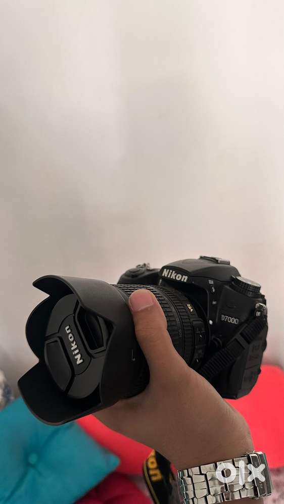 NIKON D7000 DSLR