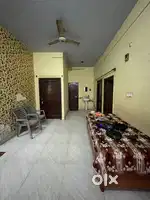 2 room set for rent on first floor
