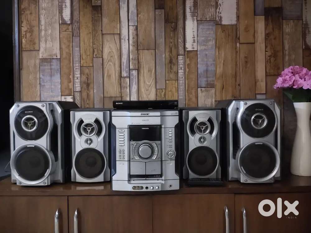 Sony MHC Home Audio System – 4 Speaker Setup, Super Sound Quality