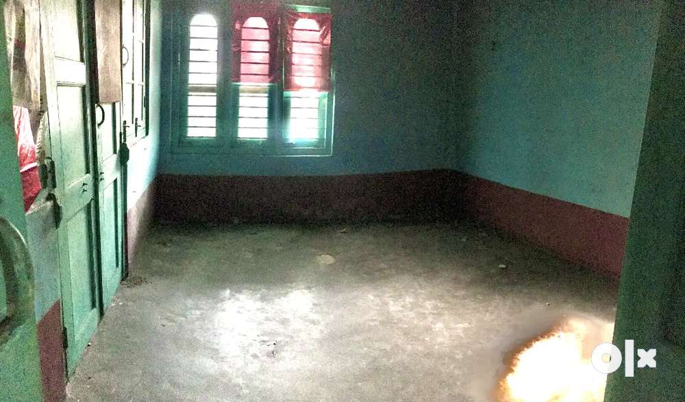 Room rent at Hakimpara