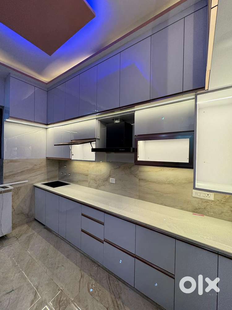 1100sqft House @ Prime location jankipuram @ 75lac