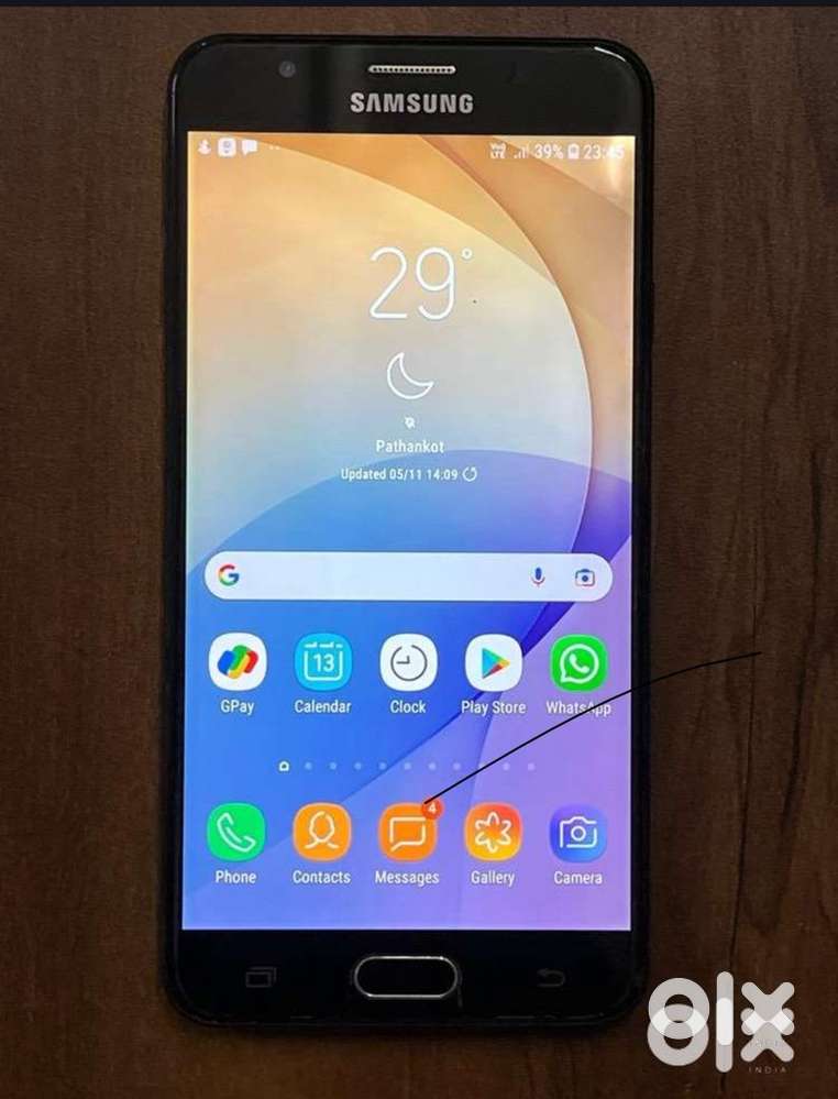 samsung phone in good condition