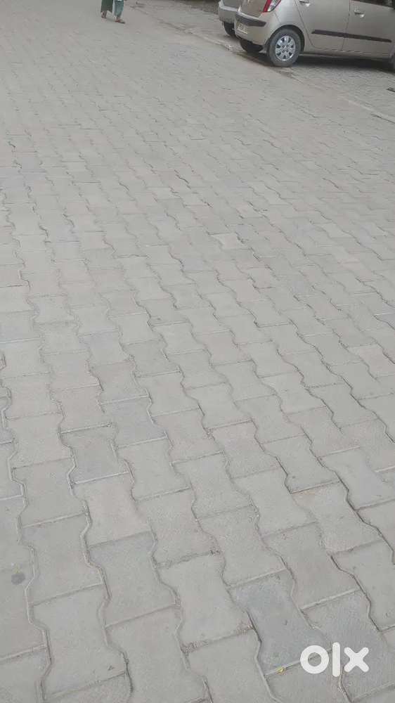112 sqyd plot for sale in dera bassi