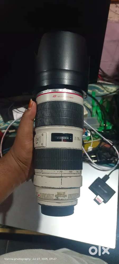 Cenon 70to200mm lens 2.8 is 2