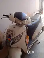 Honda activa year 2015