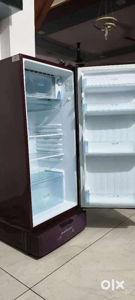 Selling fridge