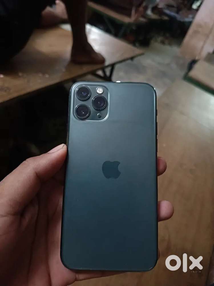 No dent pent fully contition orginal charger iphone 11 pro 256 gb