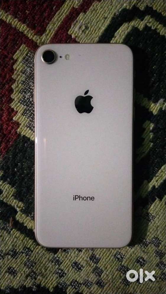 Iphone 8 all ohk condition