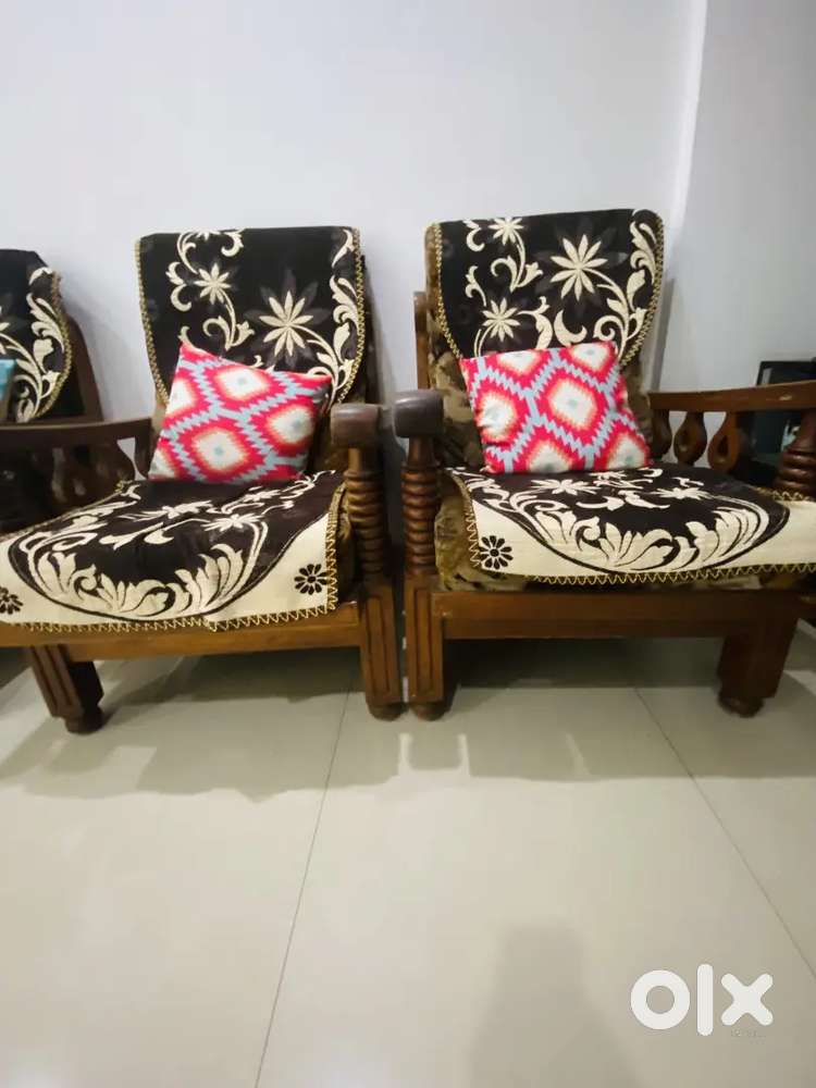 3+1+1 Pure Wooden sofa 10k
