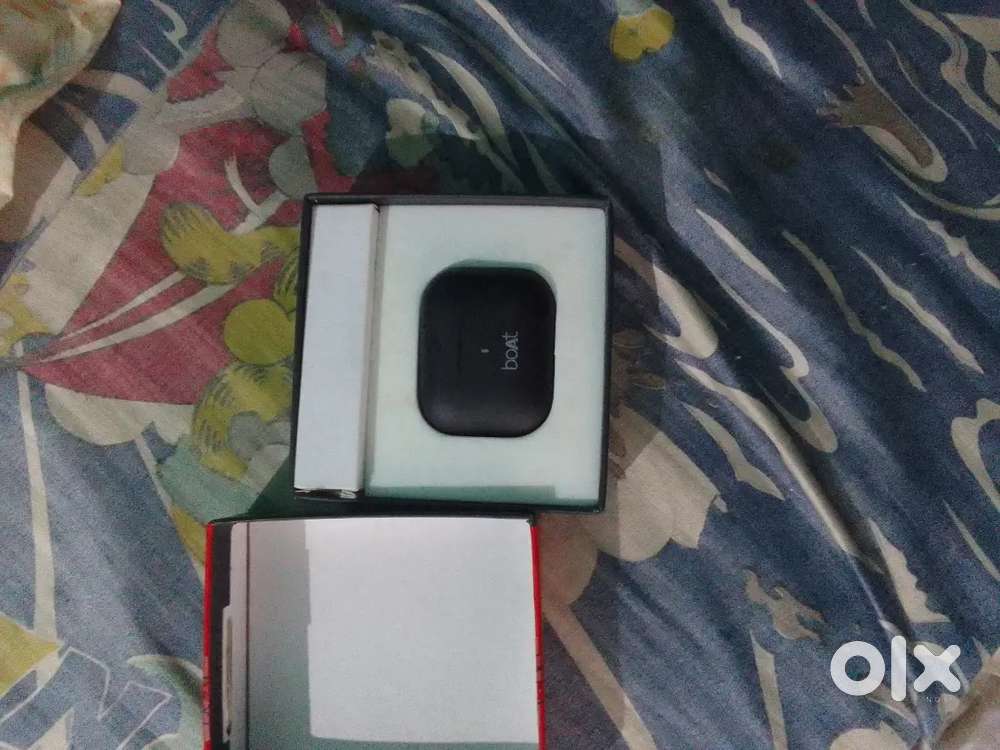 Bluetooth Earpode Boat