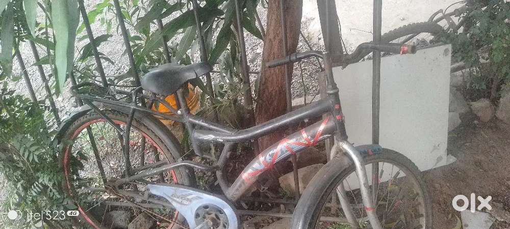 I seel Bay sikel Hero