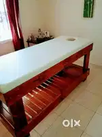 Spa therapist and telecaller