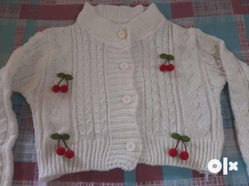 Cherry pin sweater
