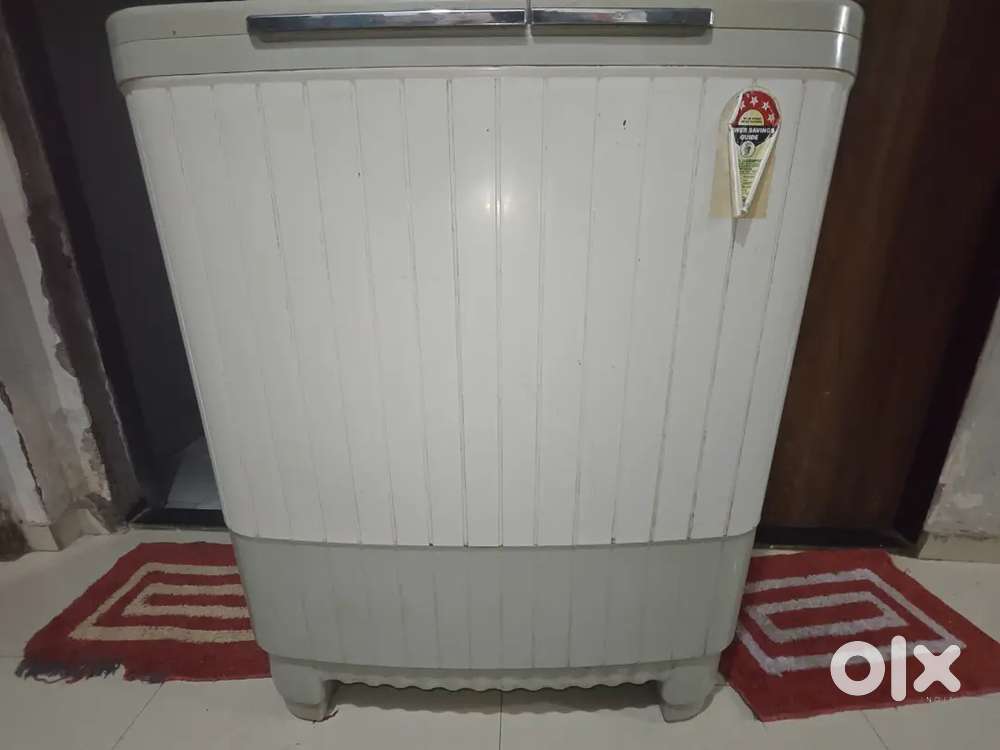 Lloyd 9.0kg washing machine