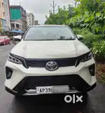 Toyota Fortuner Legender 4X2 AT 2.8, 2021, Diesel