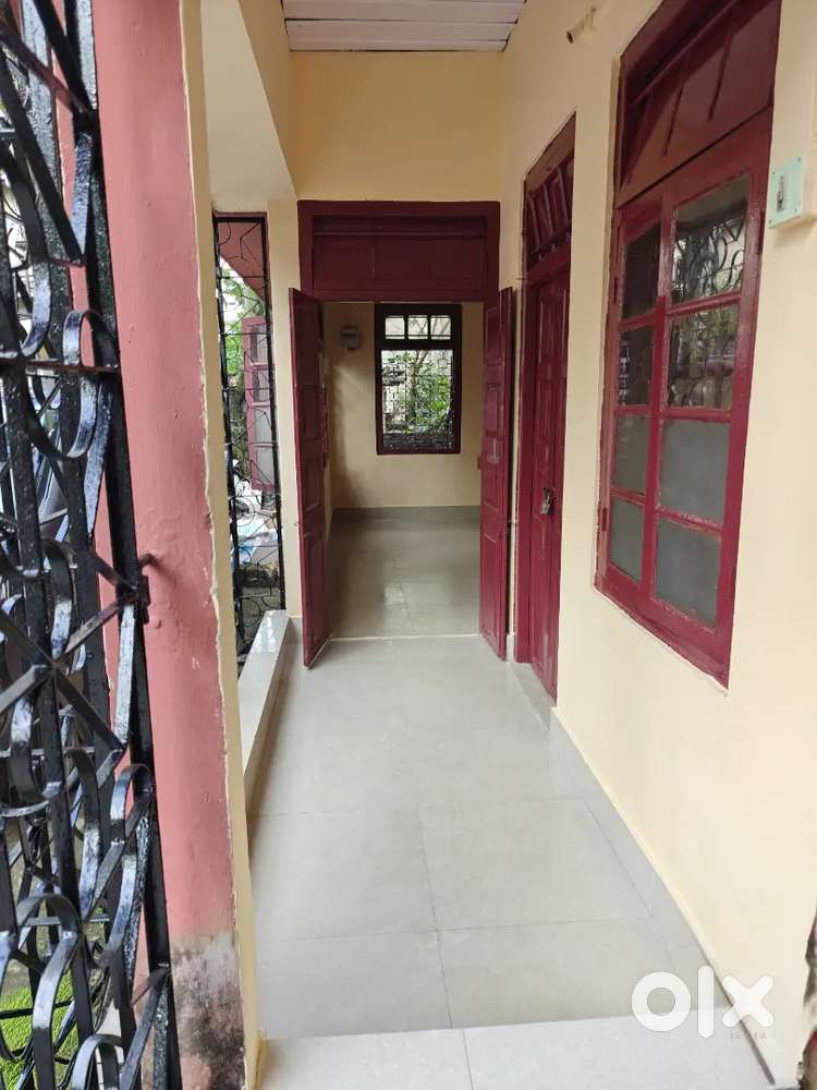 INDEPENDEN TASSAM TYPE HOUSE NEAR ULUBARI CHARIALI FOR RENT
