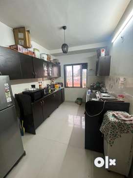 3bhk flat available for outrate at Chetana Nagar for 60 Lacs only.