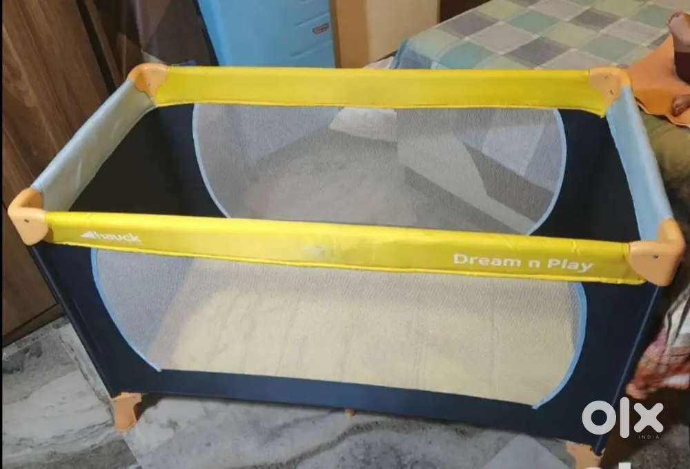 Kid's Bed with Cushion