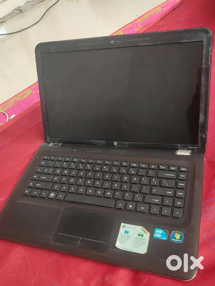 HP i3 4gb ram 256gb SSD