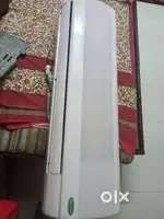 2 Ton A.C (cash only) (genuine buyer)