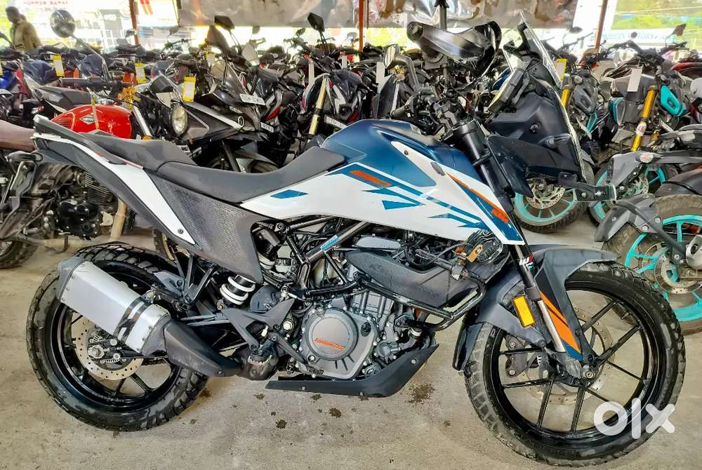 Dual sport bike ktm Adventure 250