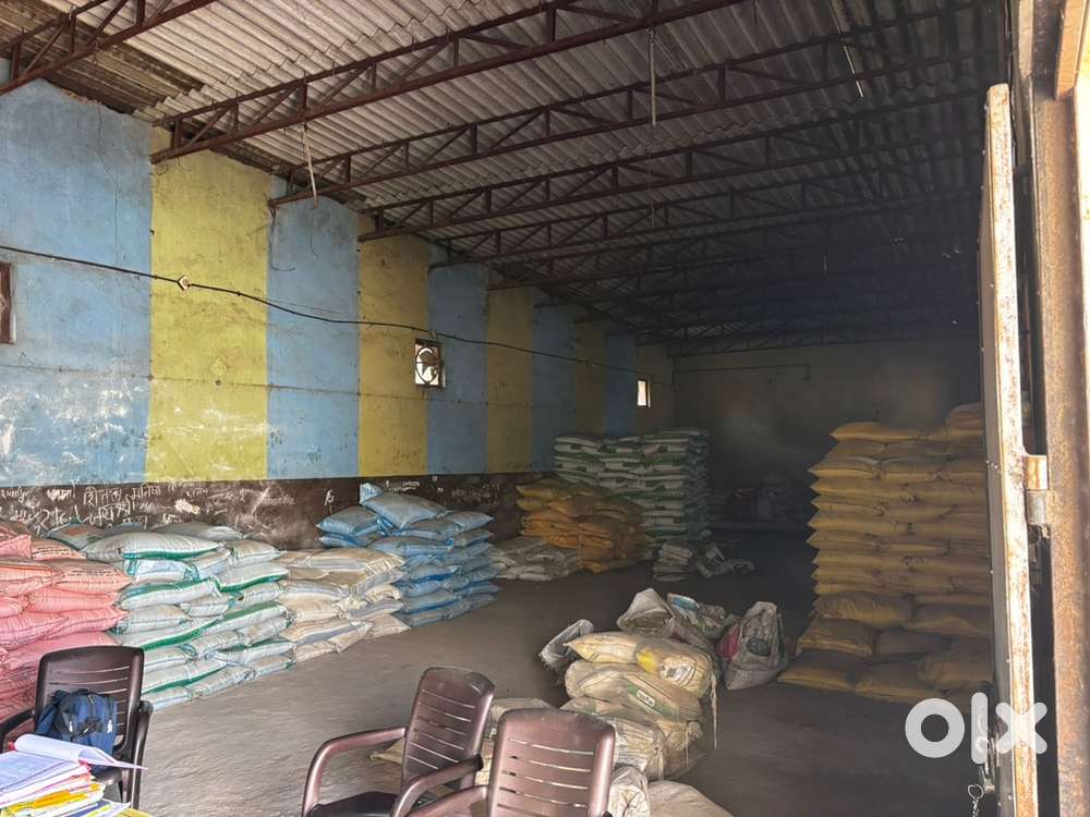 2000 sq. ft commercial space for rent on Mhaisal- Kagwad Highway.