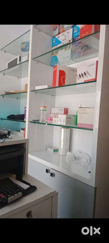 Computer shop furniture