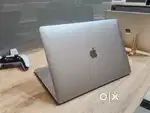 Apple Macbook Pro i9 Processor 32GB Ram 512GB Apple SSD 5.5gbGraphics