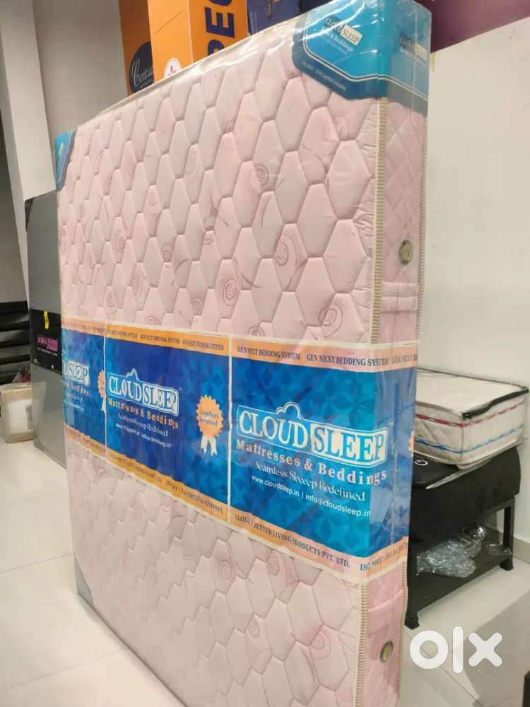 Spring bed mattress queen size