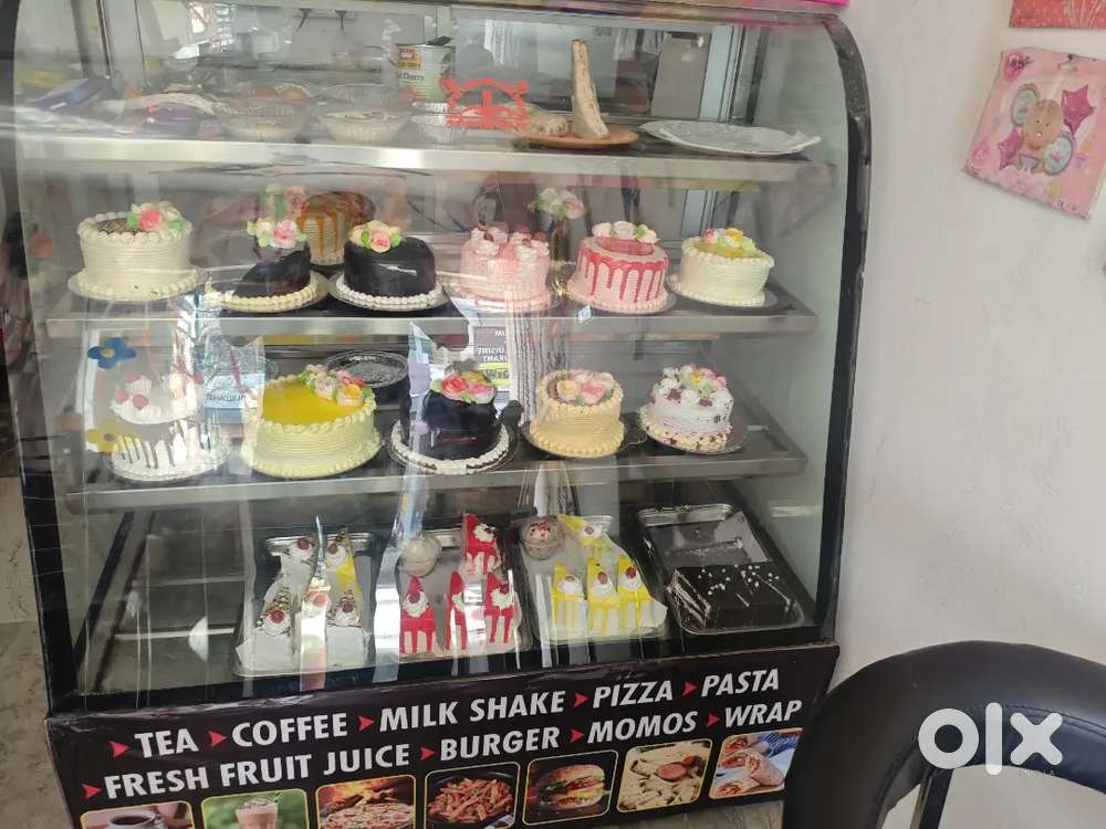 Cake display fridge