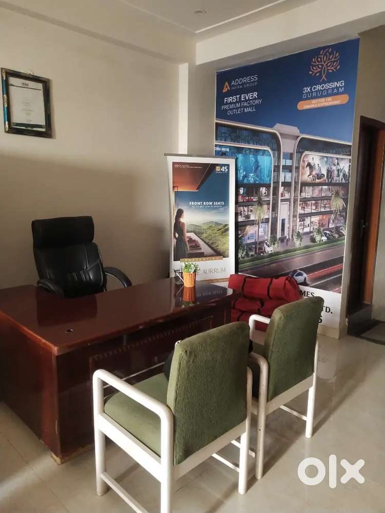 Urgent Need,a good looking, grils,,For,Staff good comunication skills