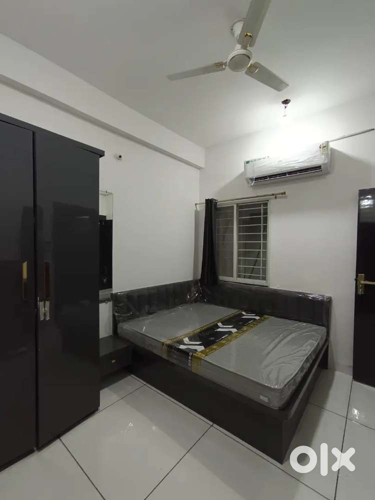 Fully Furnished Studio Flat Near Kokilaben Hospital Nipaniya