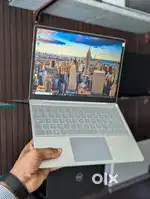 Microsoft Surface Go   CORE I5-10TH GEN  16GB  256GB SSD  12.5
