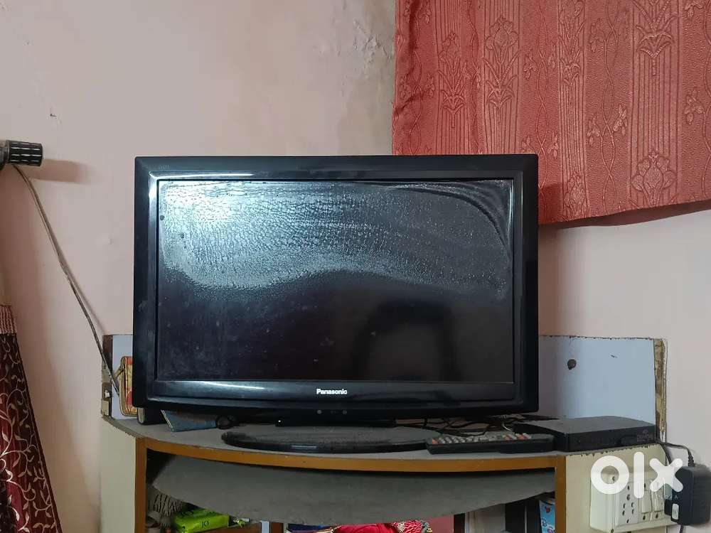 PANASONIC TV