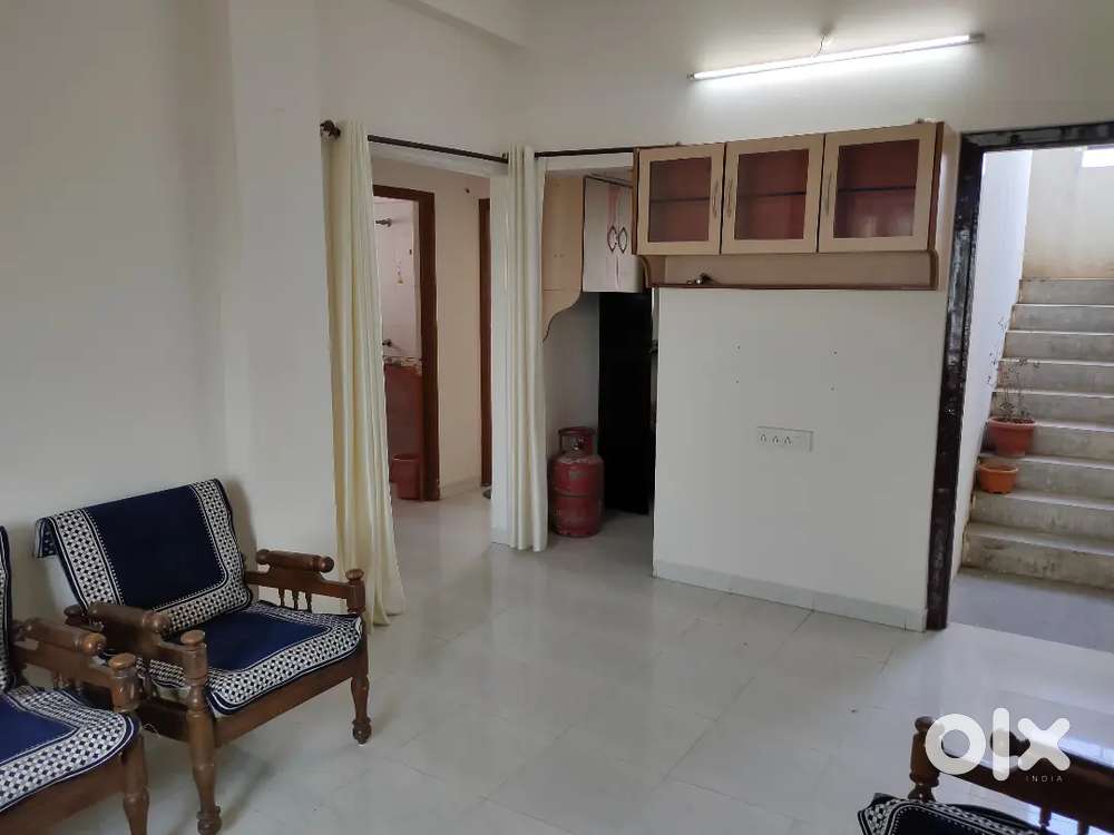 2 BHK furnished Flat available for rent