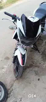Gadi ekdam badhiya he koi kmi nhi he bindash gadi he