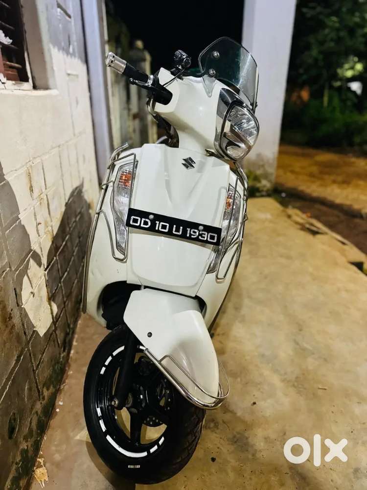 Access 125 full fresh condition