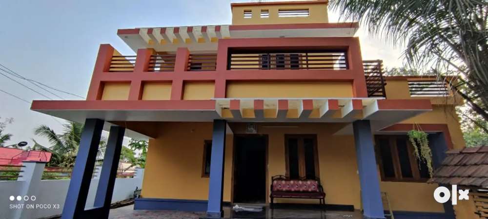 House for sale Kannadi I (4BHK)