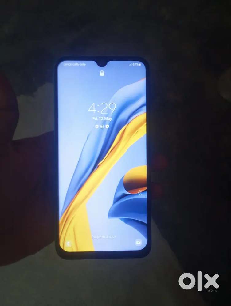 Samsung m30s 6.128 good conditions