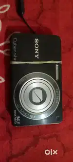 Good condition  bettry chargr available.and cavar