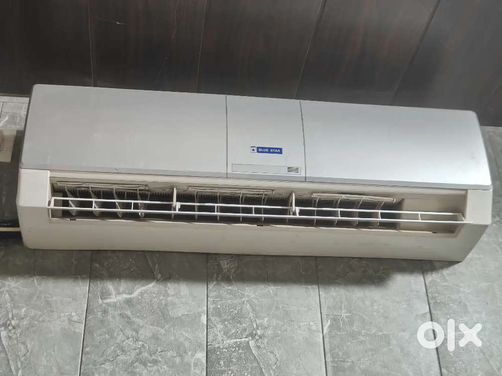 Blue star ac 2 ton want to sell in urgent working condition