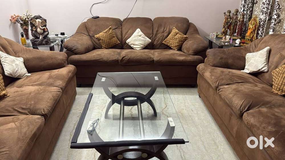 3 seater , 3 set godrej sofa set with 3 tables
